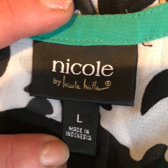 Nicole Miller large sleeveless high low semi sheer top black and aqua green - Picture 3 of 12